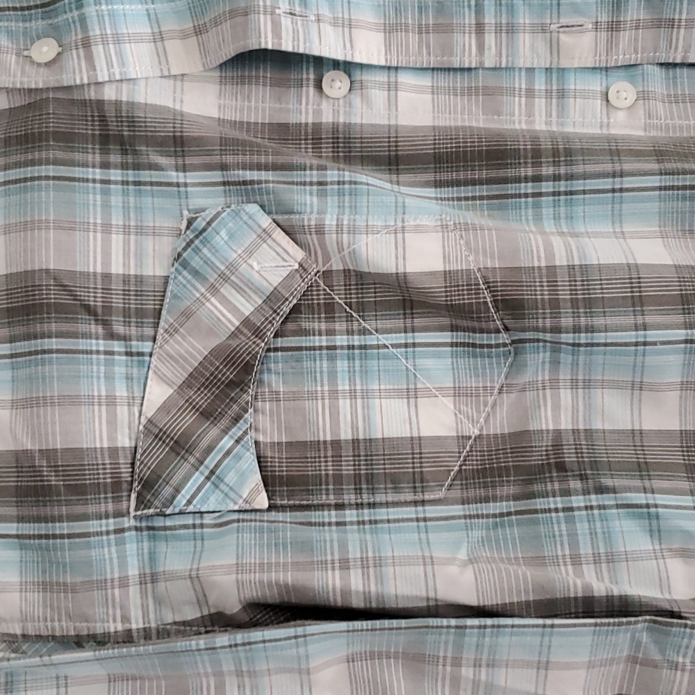 Quicksilver button down - Picture 2 of 9